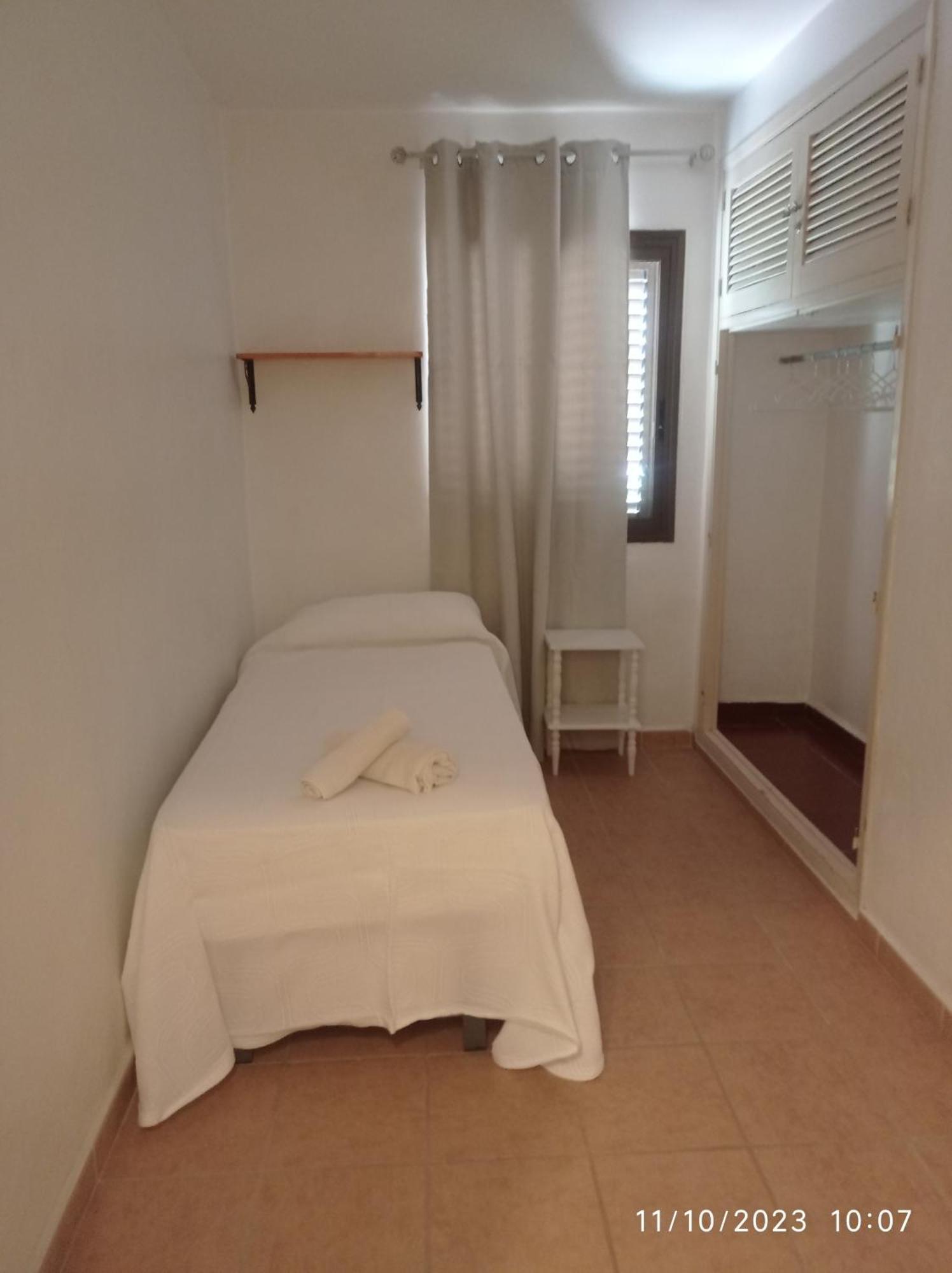 Apartamento Illa Blanca Es Pujols Exterior foto